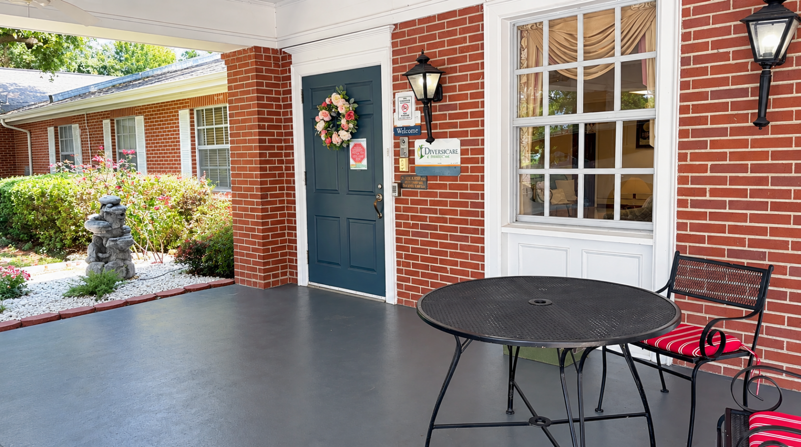 Diversicare of Tylertown front door entrance.